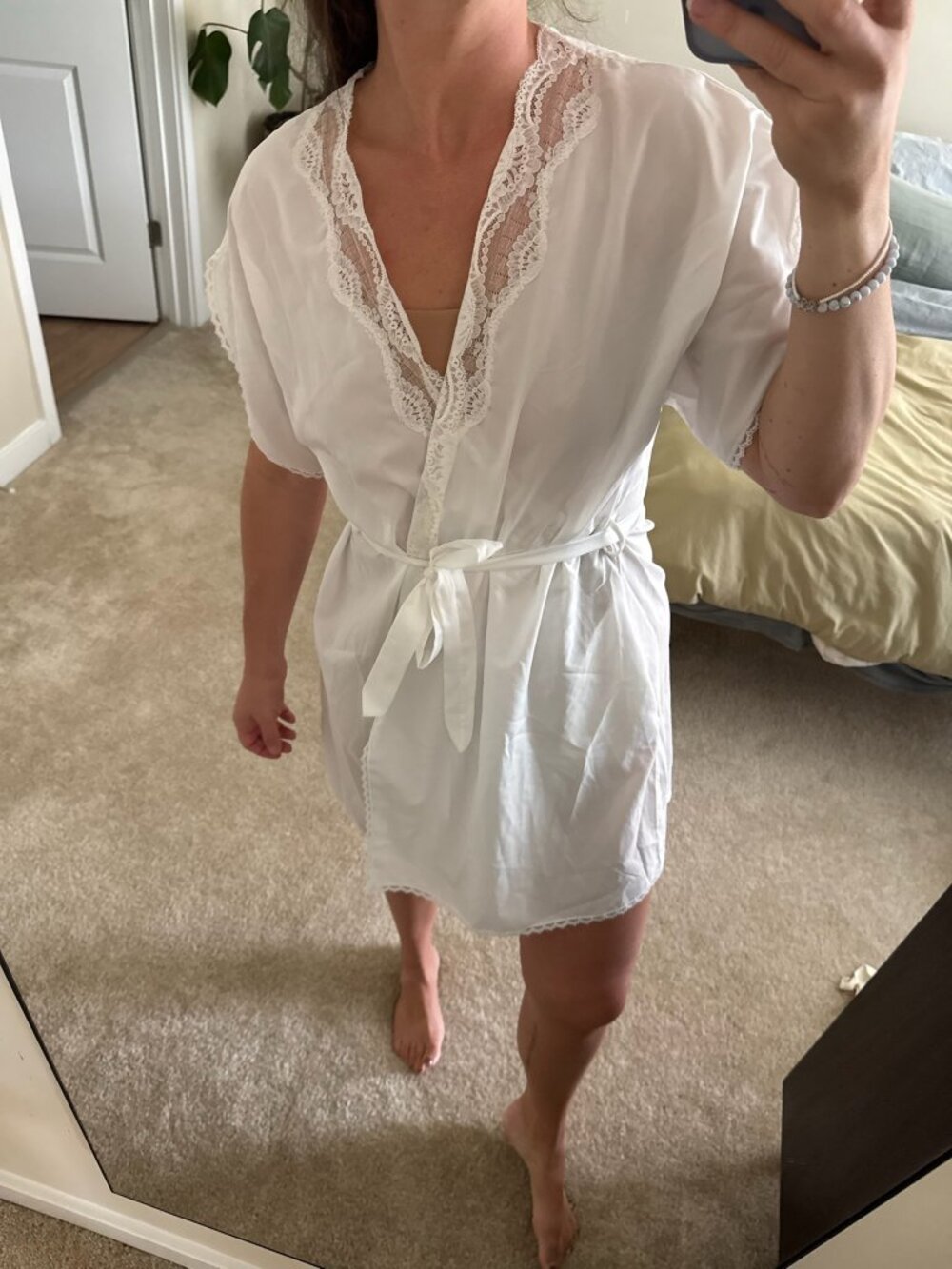 Vintage White Short Lace Trimmed Nightgown Size Medium